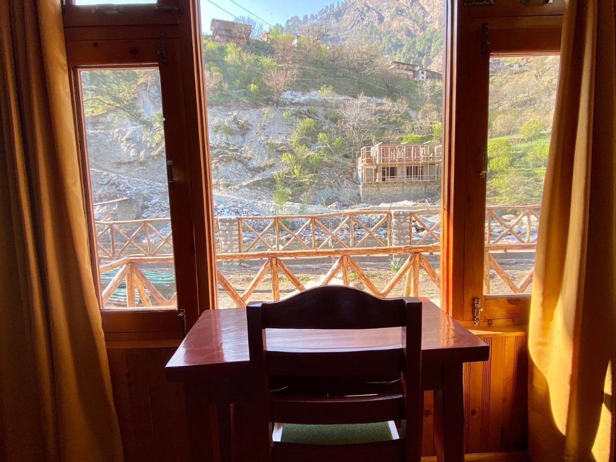 Shivadya Tirthan - Tirthan Valley Gushaini Esterno foto