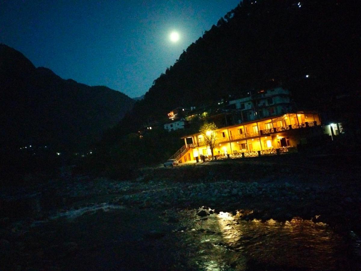 Shivadya Tirthan - Tirthan Valley Gushaini Esterno foto